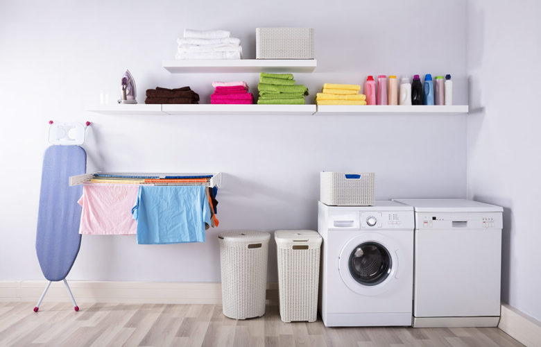 Pralni in sušilni stroj